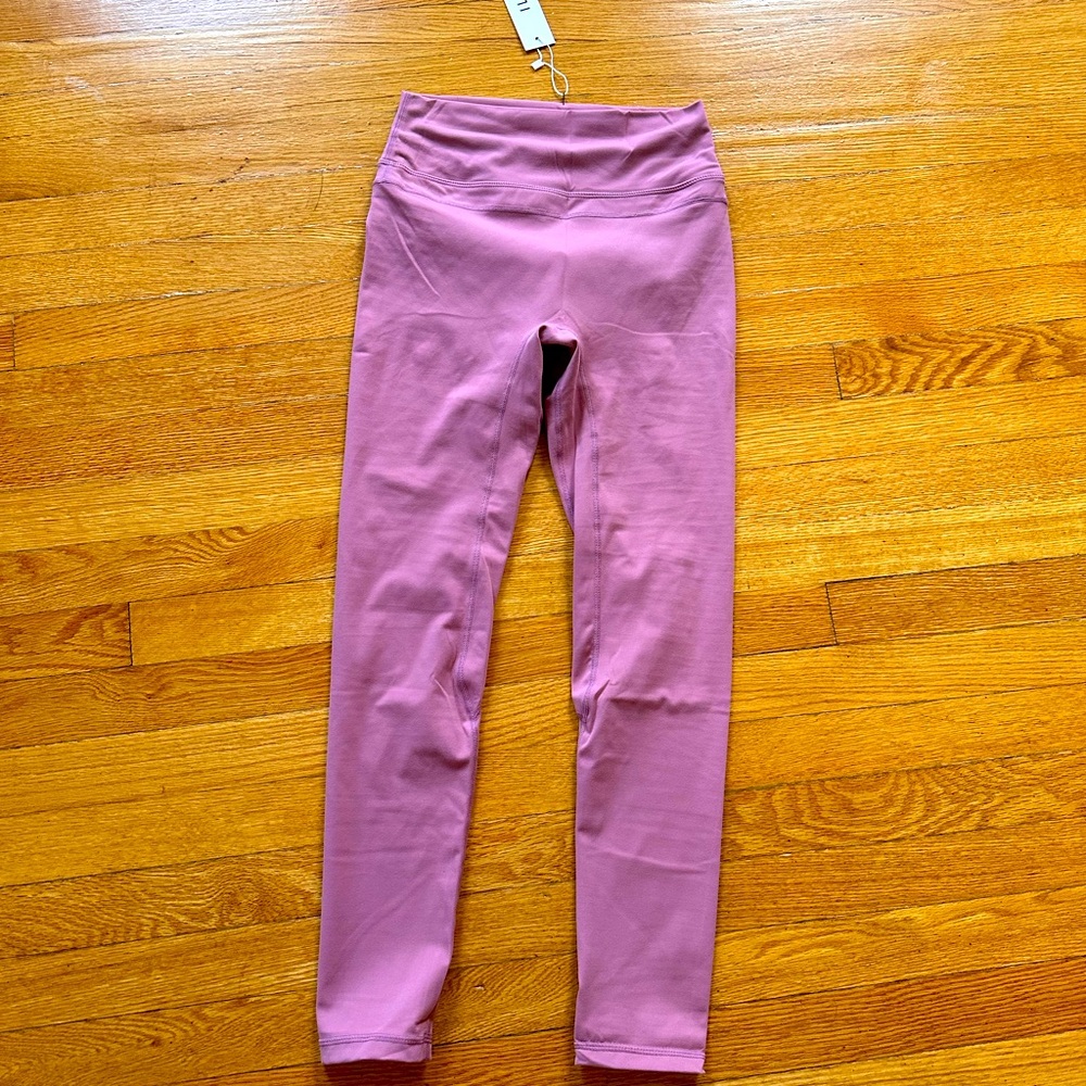 ilus Label leggings sz Medium